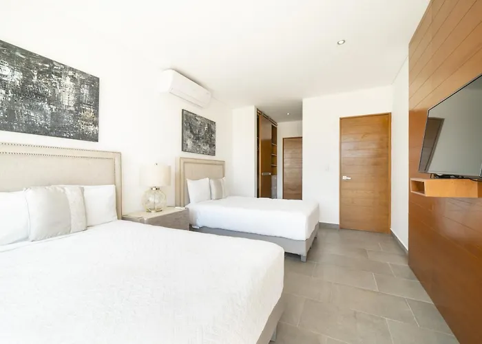 Apartament 3br With Rooftop Pool & Parking