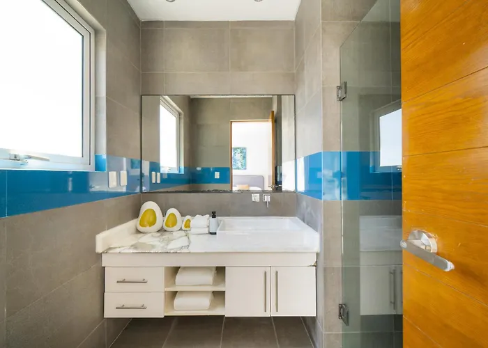 Apartament 3br With Rooftop Pool & Parking *